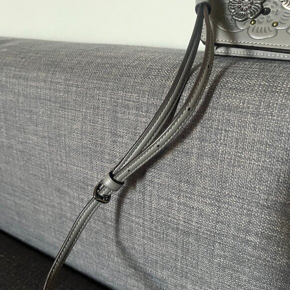 NWOT Coach Foldover Crossbody Clutch with Metal Tea Rose Tooling - Picture 3 of 7